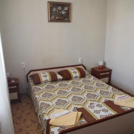 Apartment Rosica 1 *